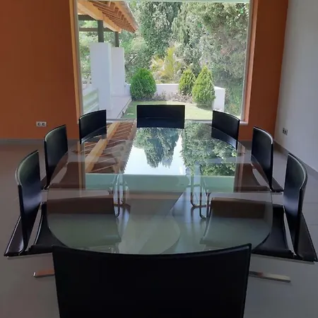 Aloha Golf Villa